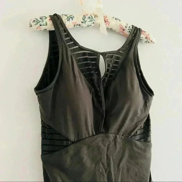 New JETS Jessica Allen One Piece Swimsuit Khaki High Neck Sz 8 - Picture 8 of 11